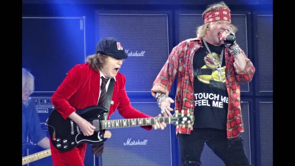 That One Time Axl Rose Stepped In For&nbsp;AC/DC